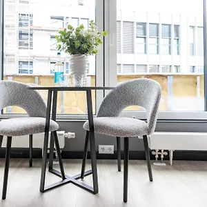 Aparthotel Numa Saga, BRE